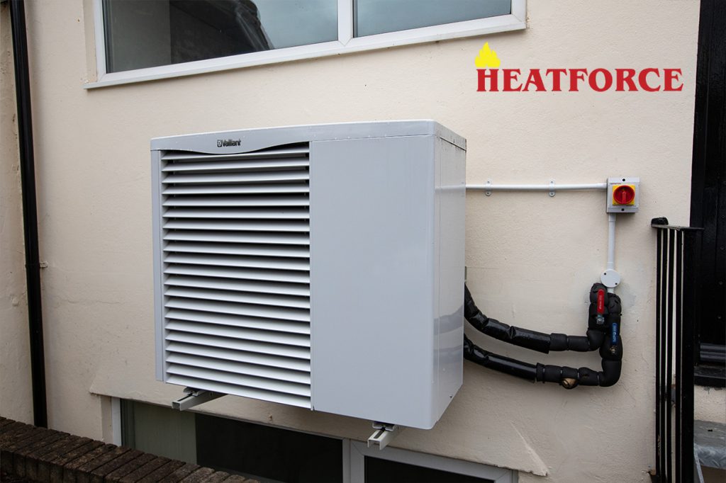 Vaillant aroTHERM 11kW reducing Cardiff Business' Carbon Footprint
